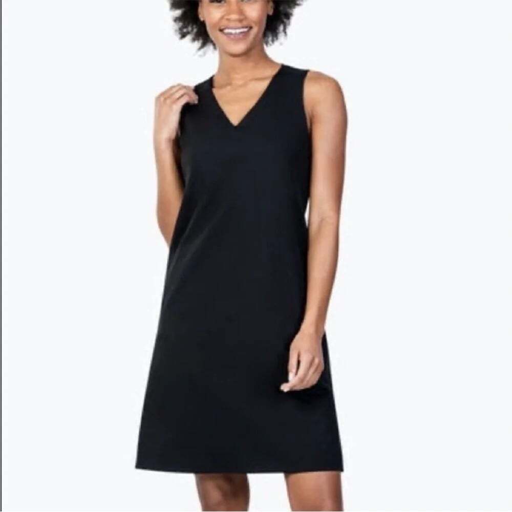 Ministry of Supply Kinetic A-line Dress Size 12 Black V-neck Minimal Work Career